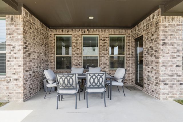 702 Matador Lane, Arlington, TX 76002