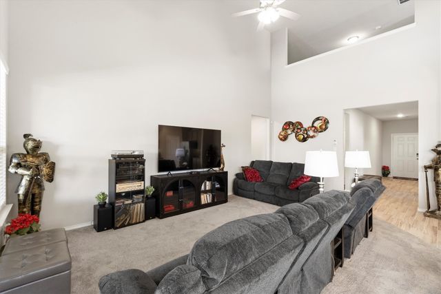 702 Matador Lane, Arlington, TX 76002