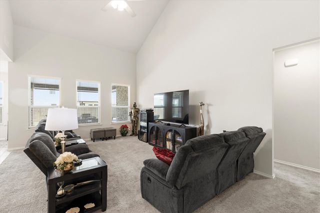 702 Matador Lane, Arlington, TX 76002