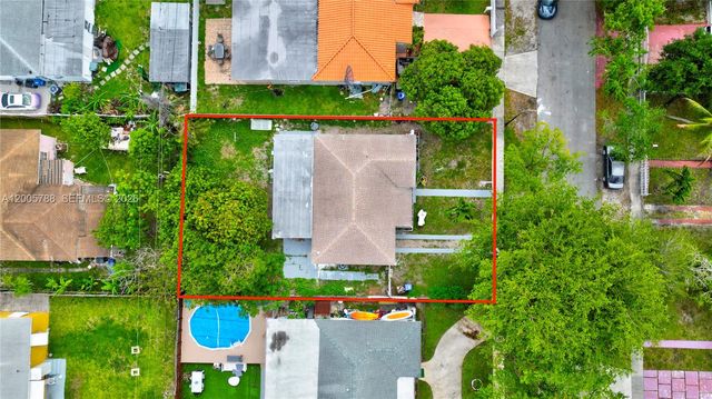 1921 NE 158th St, North Miami Beach, FL 33162
