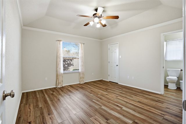 212 Preston Drive, Cleburne, TX 76033