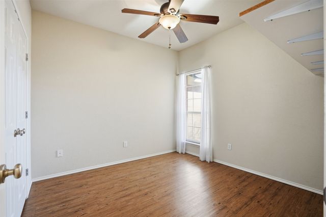 212 Preston Drive, Cleburne, TX 76033