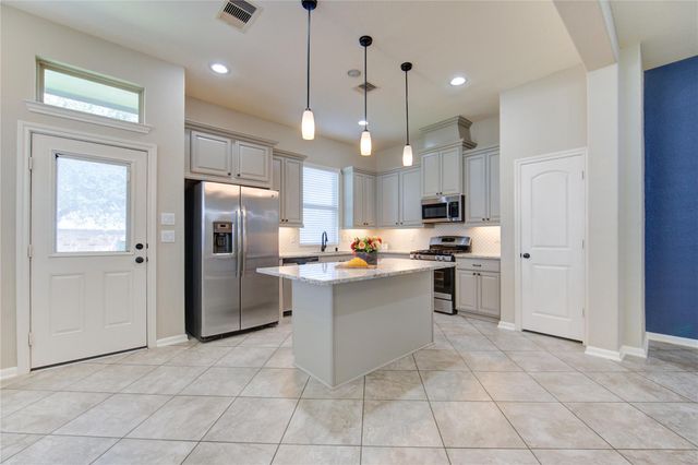 12130 La Strada Street, Richmond, TX 77406