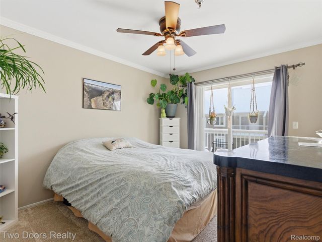 148 Saber Way, Lake Orion Village, MI 48362