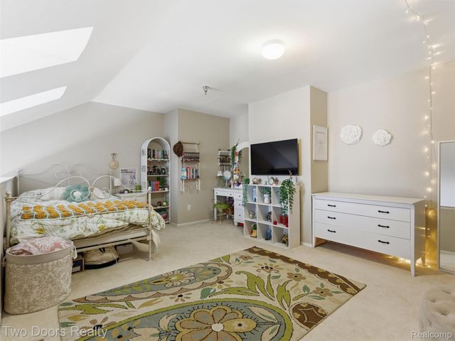 148 Saber Way, Lake Orion Village, MI 48362