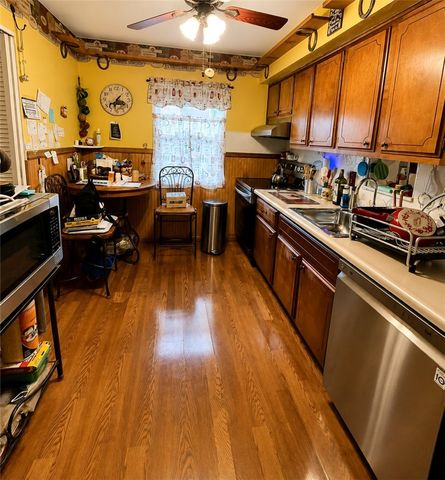 919 Millerdale St, Stanton Heights, PA 15201