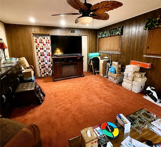 919 Millerdale St, Stanton Heights, PA 15201
