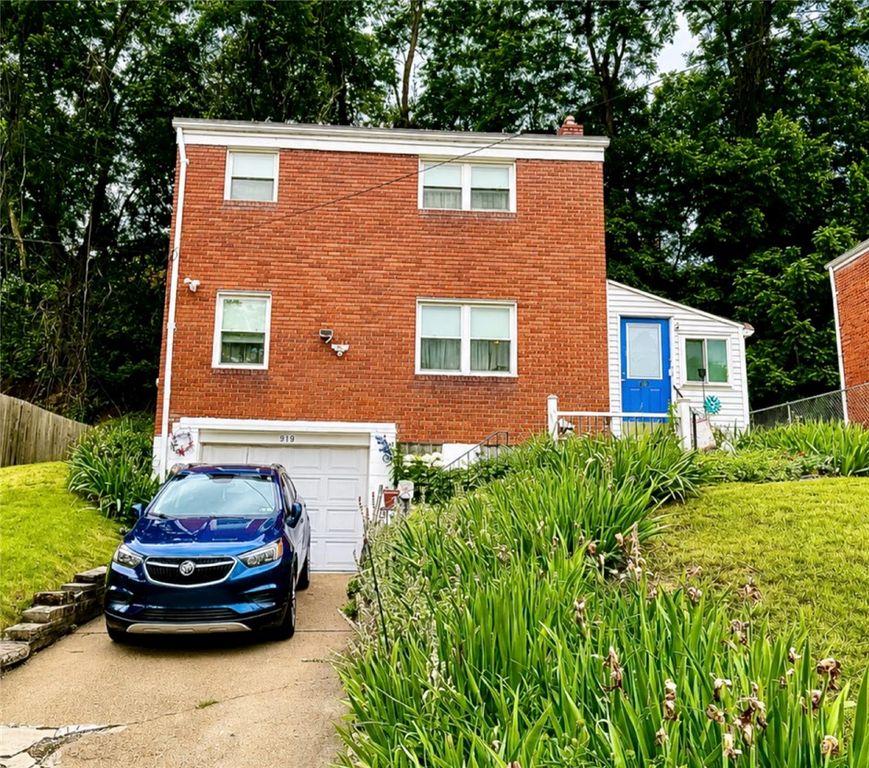 919 Millerdale St, Stanton Heights, PA 15201