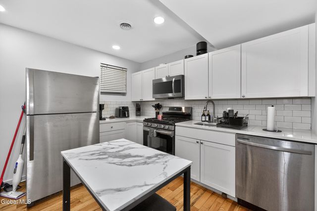 479 2nd Street, Troy, NY 12180