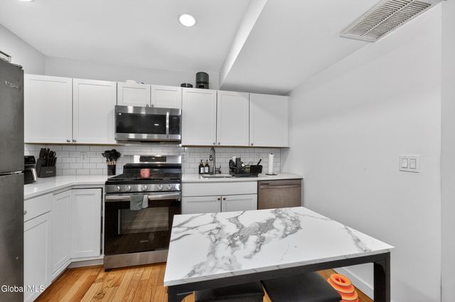 479 2nd Street, Troy, NY 12180