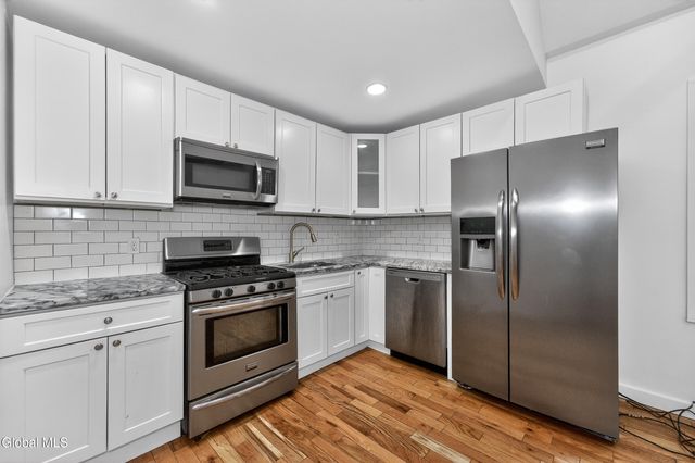 479 2nd Street, Troy, NY 12180