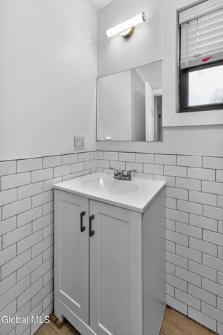 479 2nd Street, Troy, NY 12180