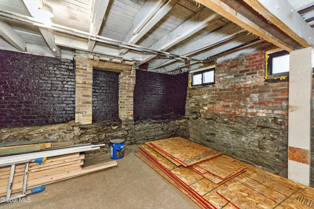 479 2nd Street, Troy, NY 12180