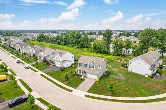 12617 Prairie View Drive NW, Pickerington, OH 43147