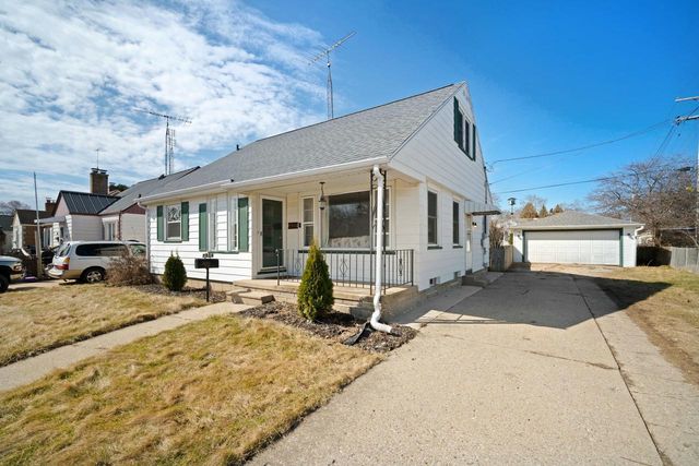 7514 32nd AVENUE, Kenosha, WI 53142
