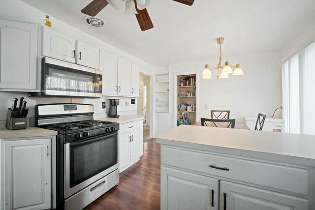 7514 32nd AVENUE, Kenosha, WI 53142