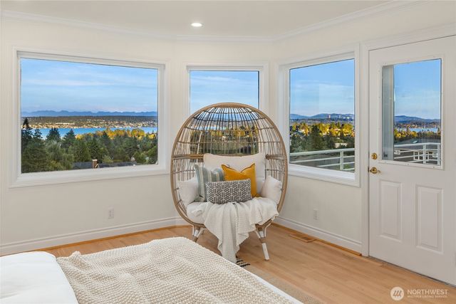 6816 51st Avenue NE, Seattle, WA 98115