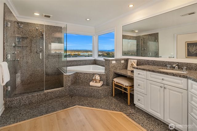6816 51st Avenue NE, Seattle, WA 98115