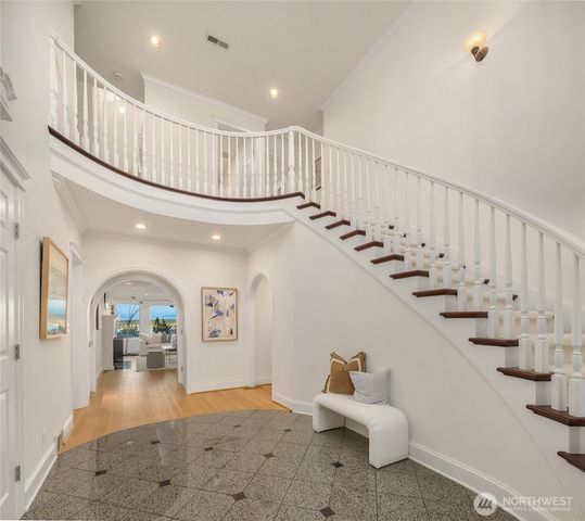 6816 51st Avenue NE, Seattle, WA 98115