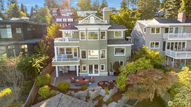 6816 51st Avenue NE, Seattle, WA 98115