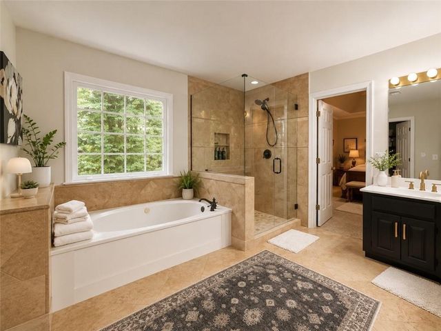 3905 N Seminole Way, Woodstock, GA 30189