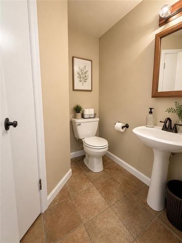 3905 N Seminole Way, Woodstock, GA 30189