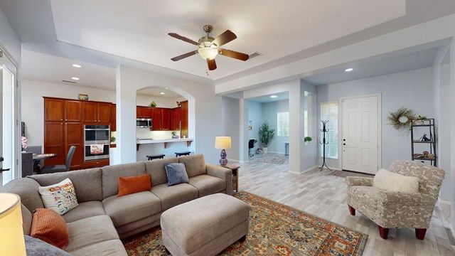 117 Francesca Court, Palm Desert, CA 92211