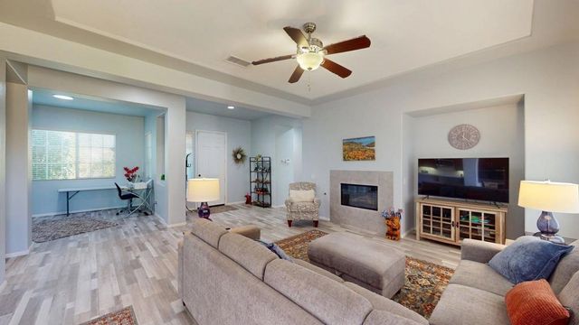 117 Francesca Court, Palm Desert, CA 92211