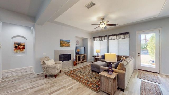 117 Francesca Court, Palm Desert, CA 92211