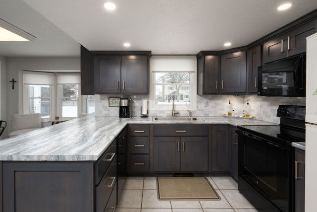 5424 Albany Court, Fort Wayne, IN 46835