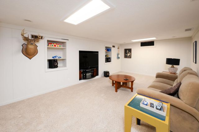 5424 Albany Court, Fort Wayne, IN 46835