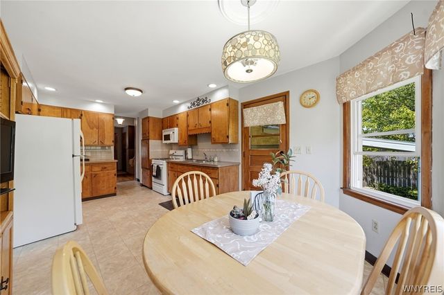 45 South Harvest Street, Amherst, NY 14221