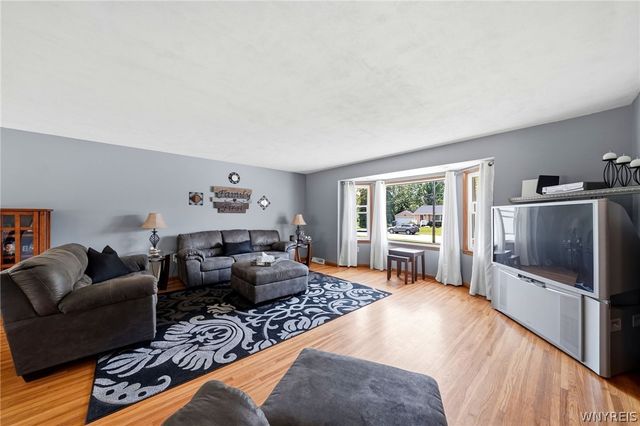 45 South Harvest Street, Amherst, NY 14221