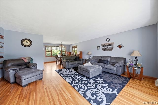 45 South Harvest Street, Amherst, NY 14221