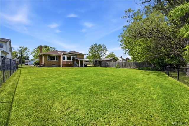 45 South Harvest Street, Amherst, NY 14221