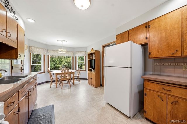 45 South Harvest Street, Amherst, NY 14221