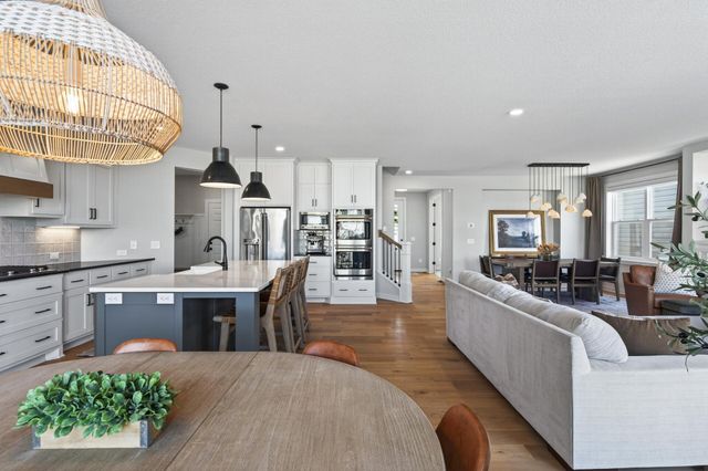 16512 63rd Place N, Maple Grove, MN 55311