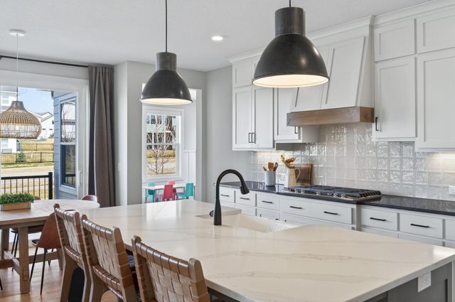 16512 63rd Place N, Maple Grove, MN 55311