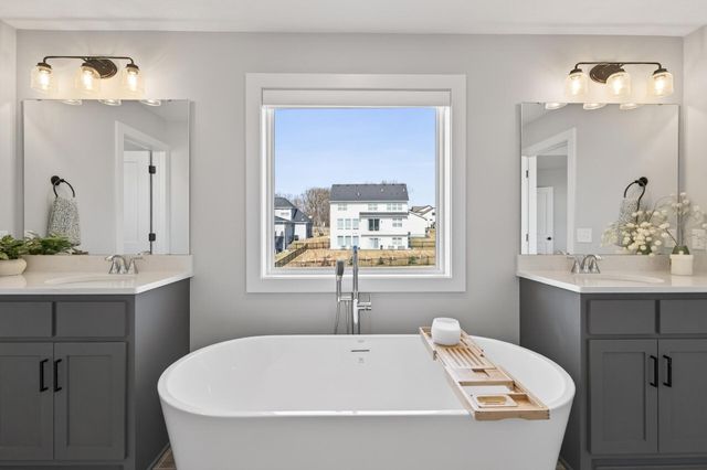 16512 63rd Place N, Maple Grove, MN 55311