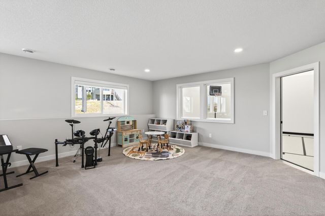 16512 63rd Place N, Maple Grove, MN 55311