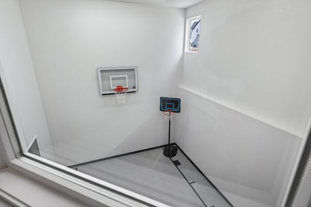 16512 63rd Place N, Maple Grove, MN 55311