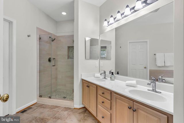 39 RIVER RIDGE LN, Fredericksburg, VA 22406