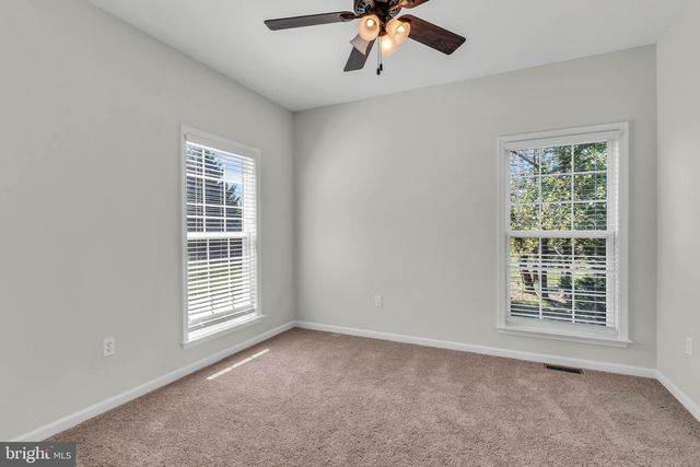 39 RIVER RIDGE LN, Fredericksburg, VA 22406