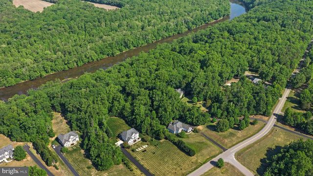 39 RIVER RIDGE LN, Fredericksburg, VA 22406