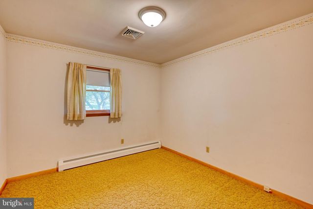 1315 FONDERWHITE RD, Lebanon, PA 17042