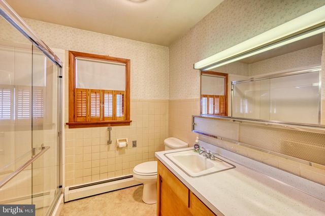 1315 FONDERWHITE RD, Lebanon, PA 17042