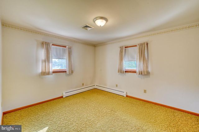 1315 FONDERWHITE RD, Lebanon, PA 17042