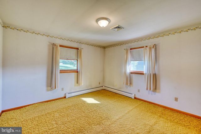 1315 FONDERWHITE RD, Lebanon, PA 17042
