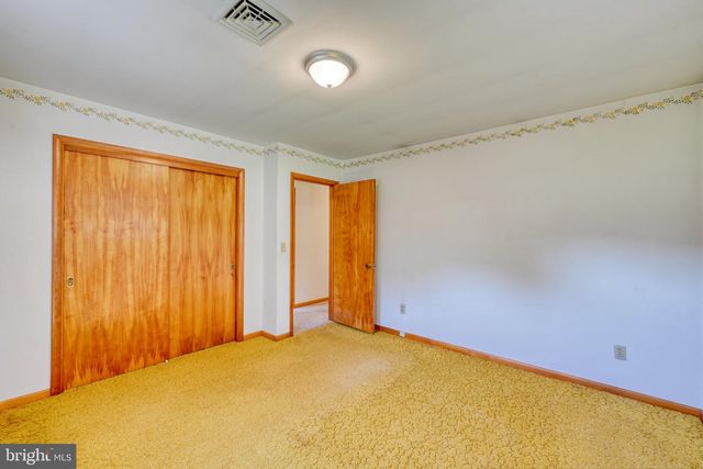 1315 FONDERWHITE RD, Lebanon, PA 17042