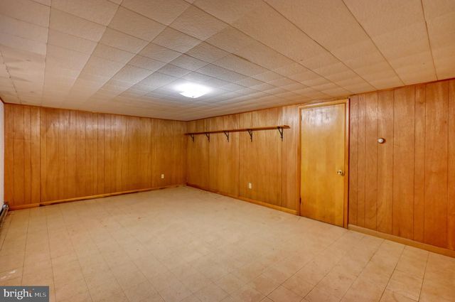 1315 FONDERWHITE RD, Lebanon, PA 17042
